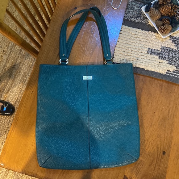 Cole Haan. Book bag/ large purse. - Picture 8 of 10